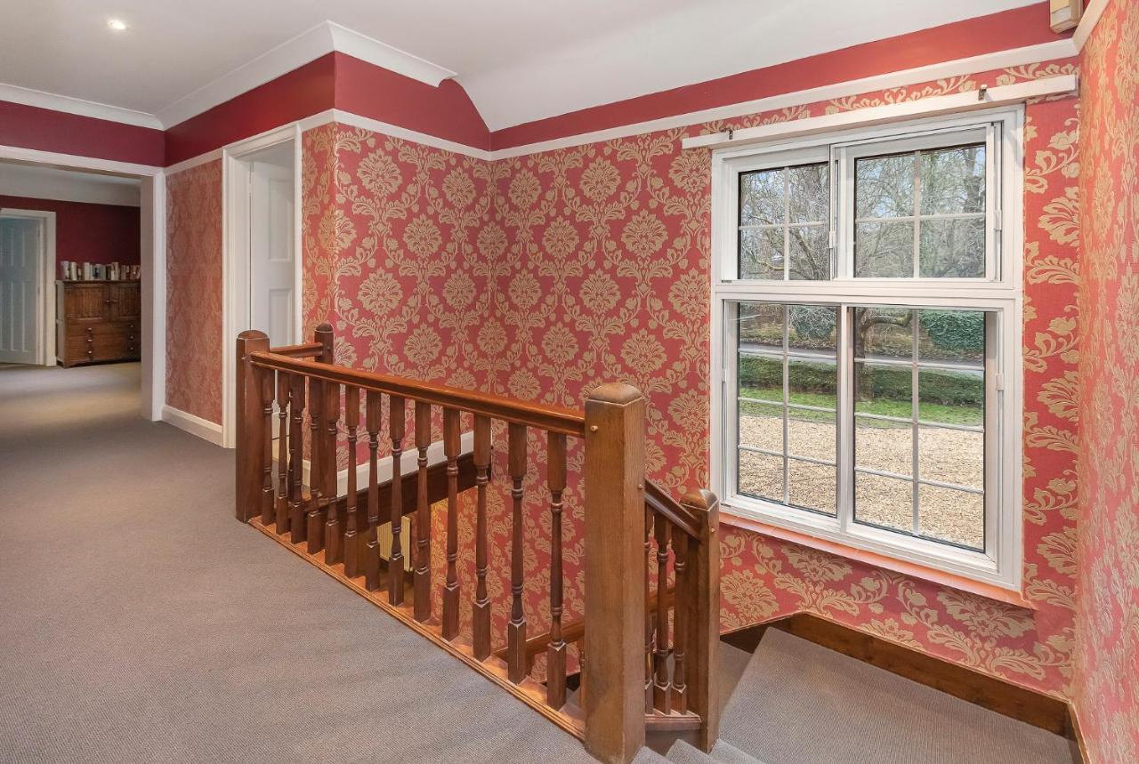 فندق Westleigh Ashtead المظهر الخارجي الصورة